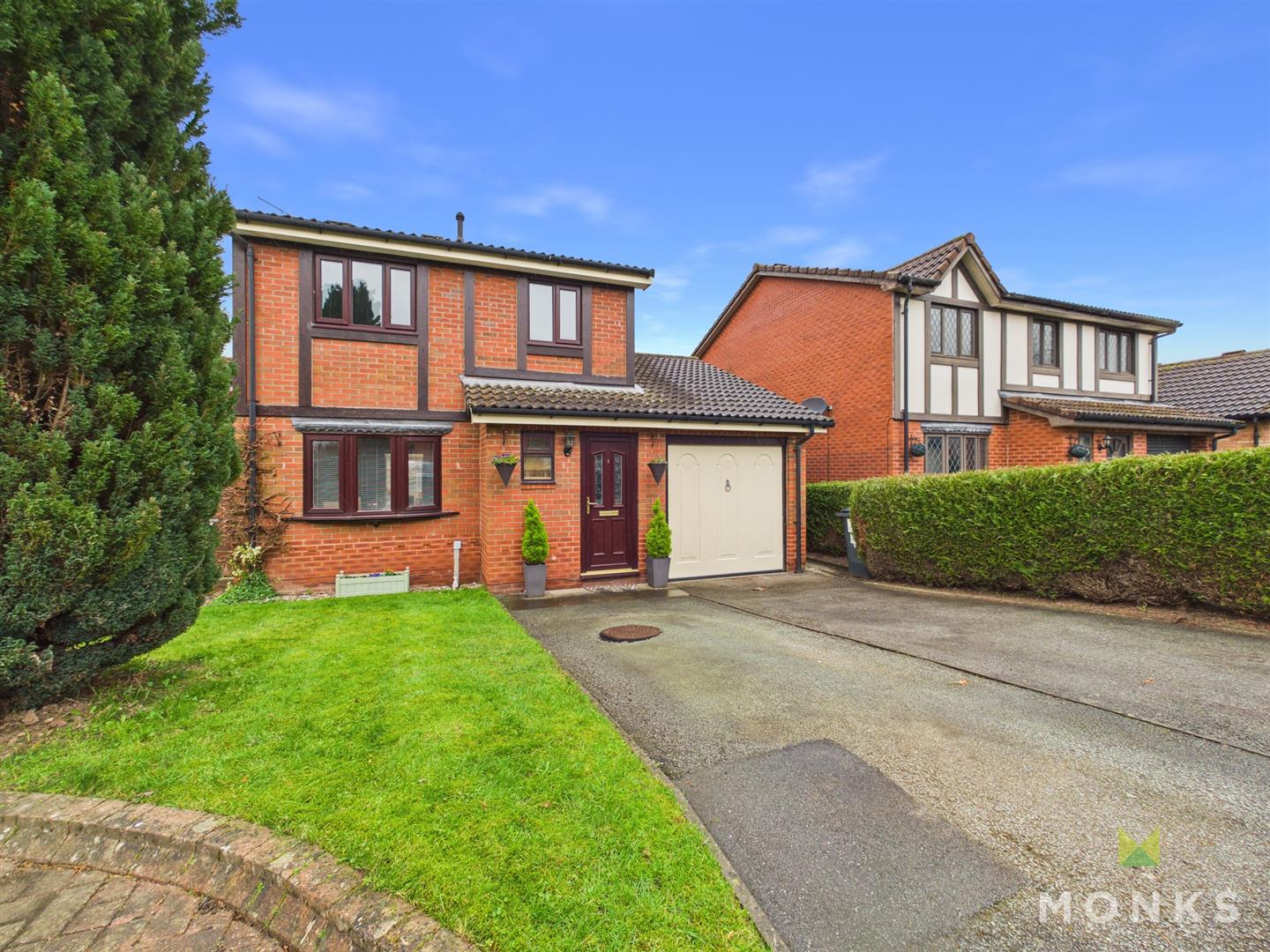 4 Crampton Court, Oswestry, SY11 2YP For Sale